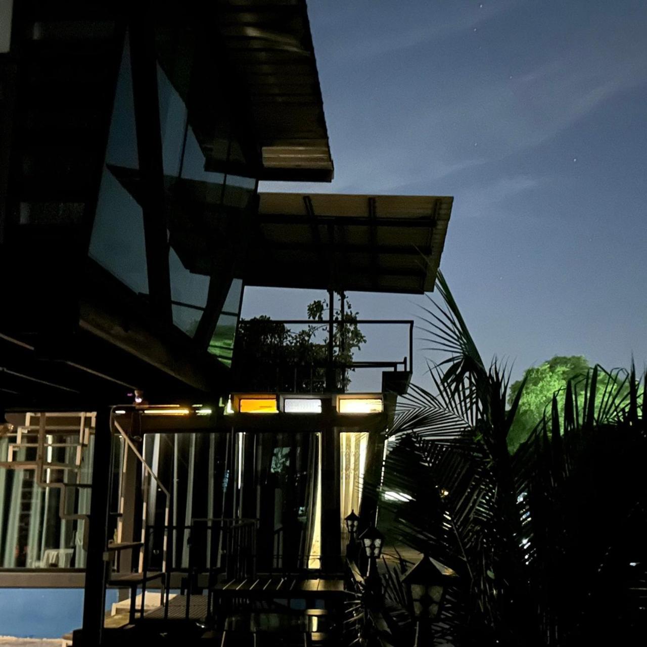 Baan Mae Khian Cafe & Boutique Hotel 大城 外观 照片